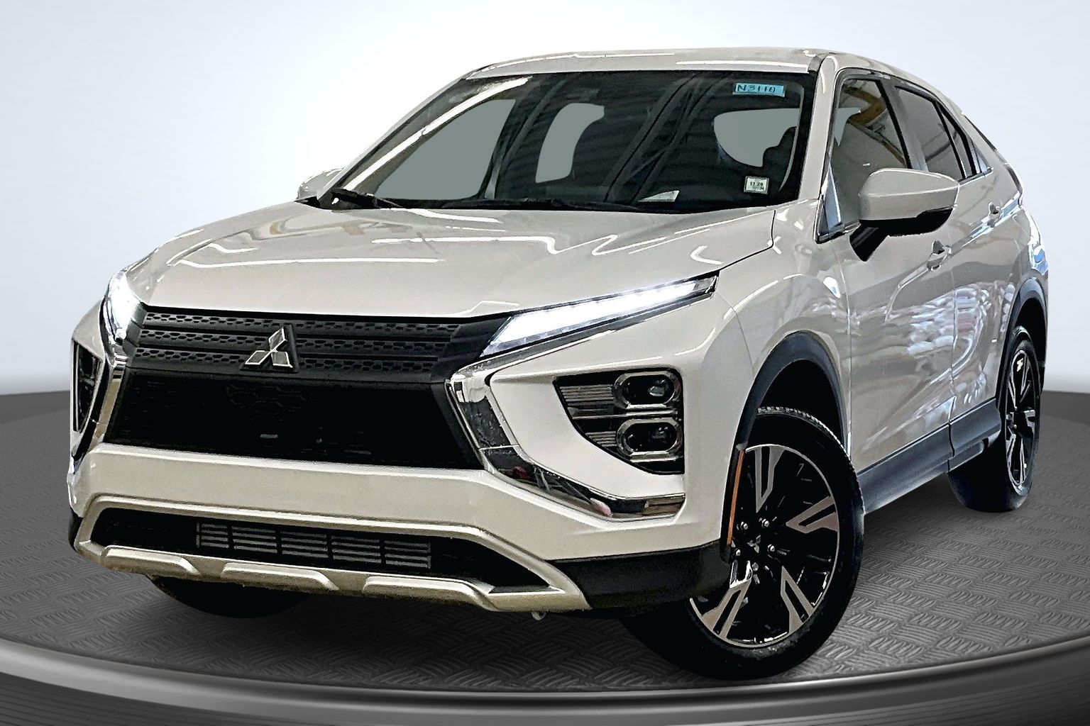 2026 Mitsubishi Eclipse Cross SE's photo