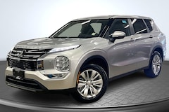2026 Mitsubishi Outlander ES SUV