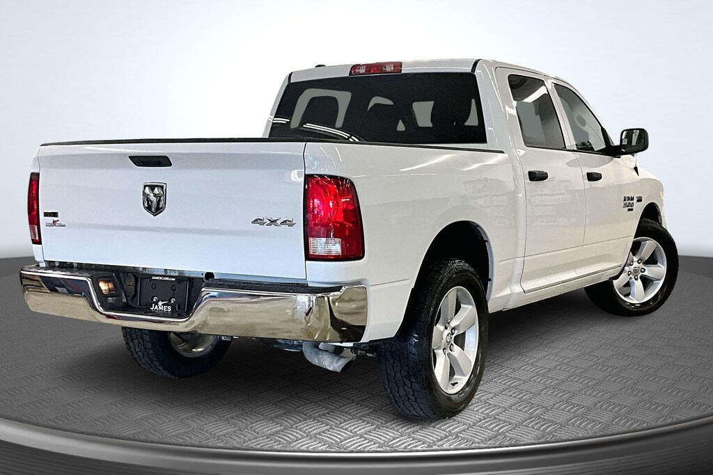 Used 2022 Ram 1500 Classic SLT Truck Crew Cab
