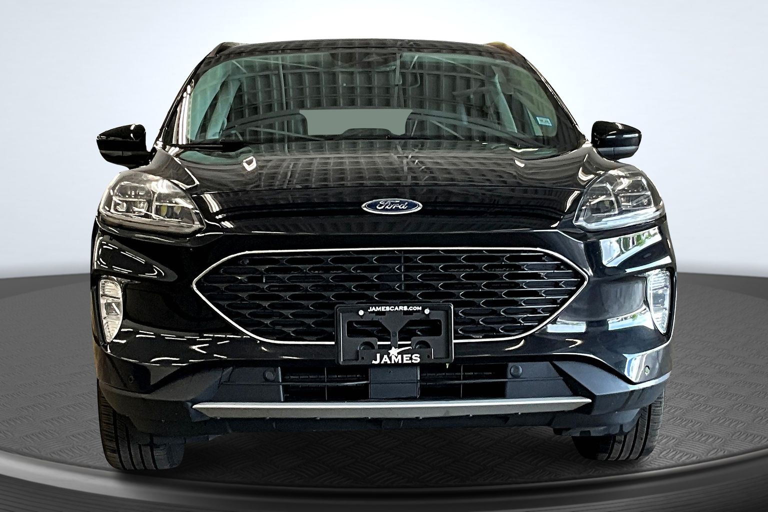 2021 Ford Escape Titanium Hybrid photo 3