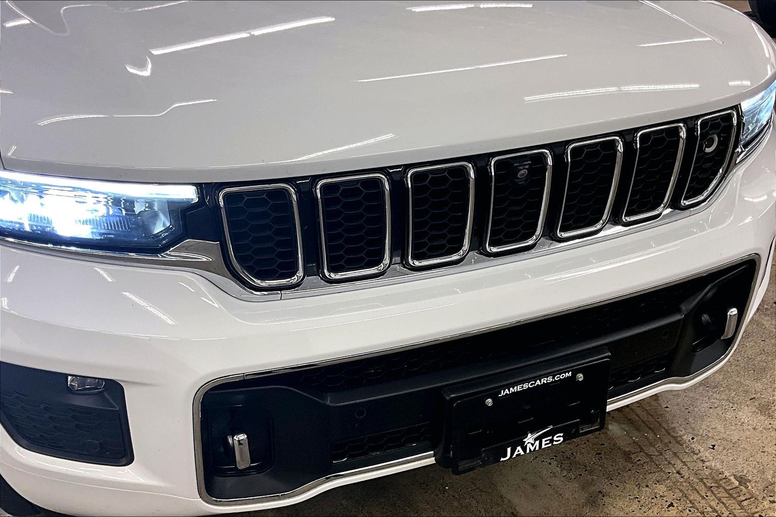 2023 Jeep Grand Cherokee Overland - Photo 31
