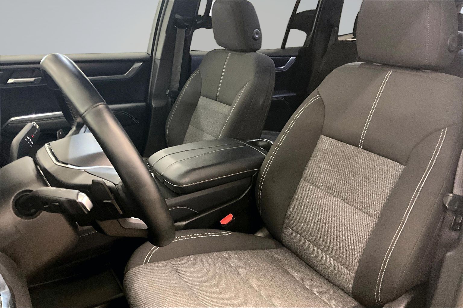 2025 GMC Acadia Elevation - Photo 26