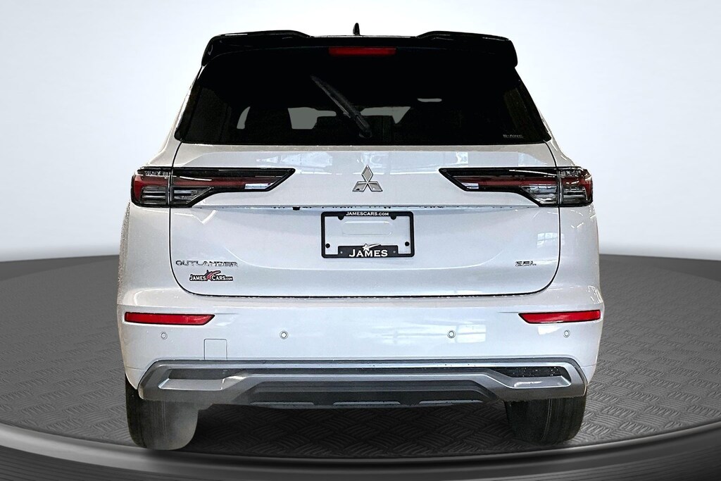 New 2026 Mitsubishi Outlander SEL SUV