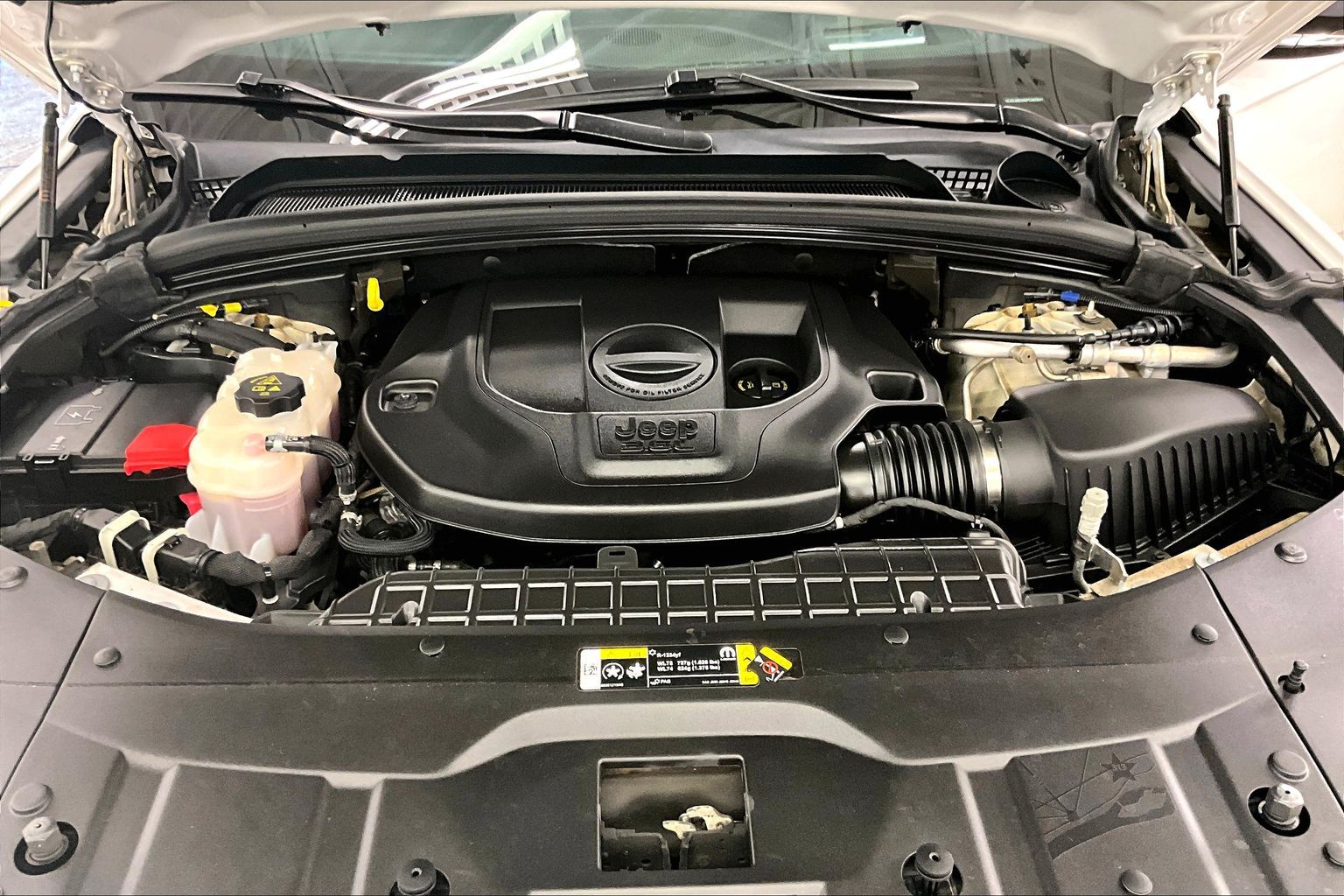 2023 Jeep Grand Cherokee Overland - Photo 10