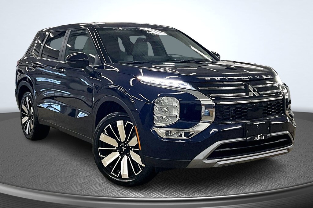New 2026 Mitsubishi Outlander SE SUV