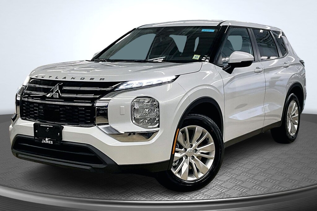 New 2026 Mitsubishi Outlander ES SUV