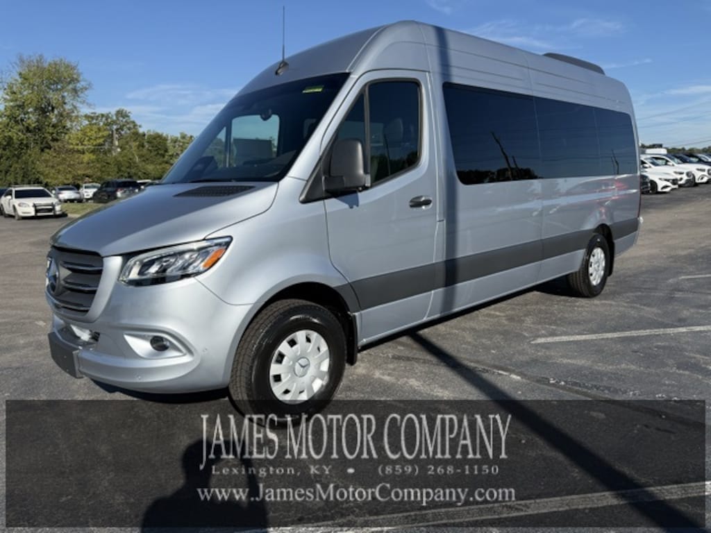 New 2025 Mercedes-Benz Sprinter 2500 Passenger 170 WB Van Passenger Van