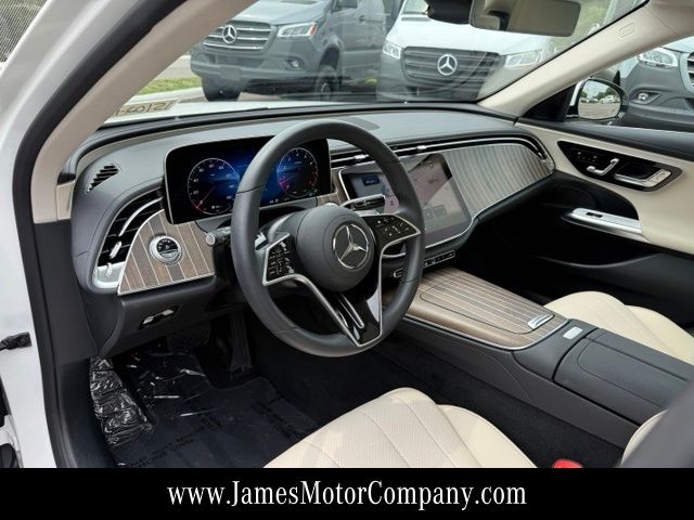 2026 Mercedes-Benz E-Class E350 - Photo 15