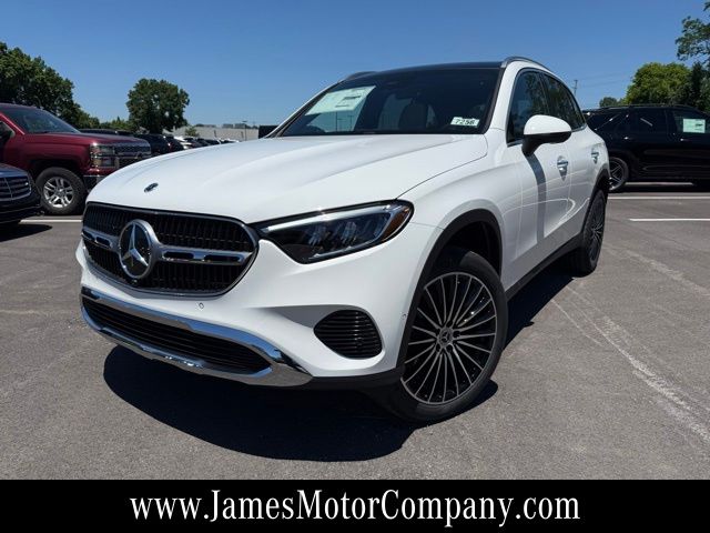 2026 Mercedes-Benz GLC GLC 300 4MATIC's photo