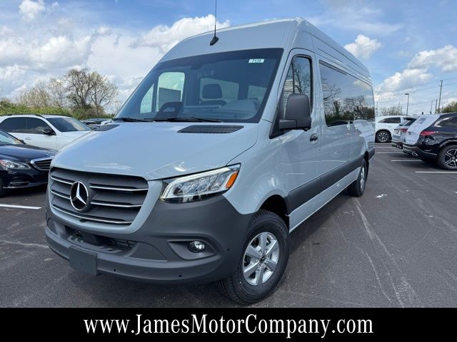 2026 Mercedes-Benz Sprinter 2500 170 WB HO High Roof's photo