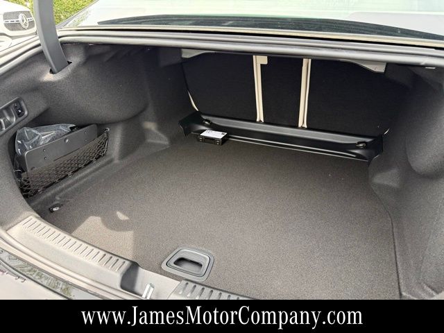 2026 Mercedes-Benz E-Class E350 - Photo 18