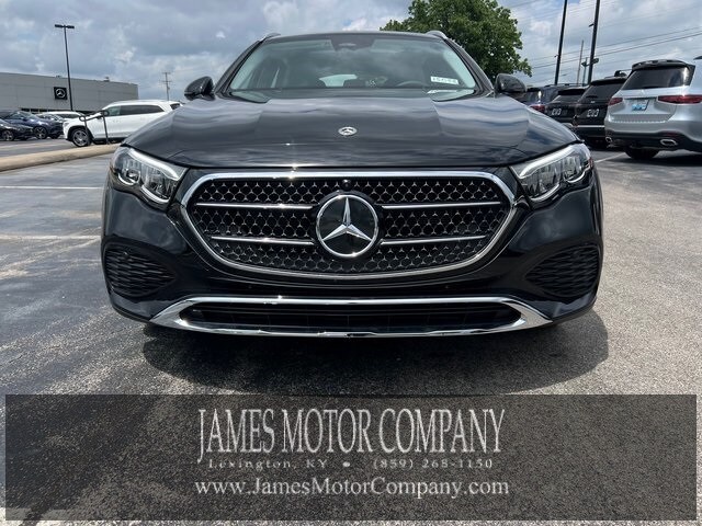 2025 Mercedes Benz E 450 4MATIC All-Terrain photo 3