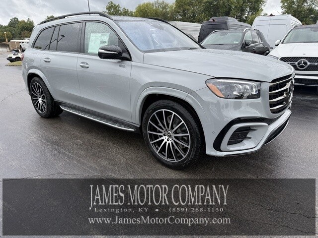 2026 Mercedes Benz GLS 450 4MATIC photo 4