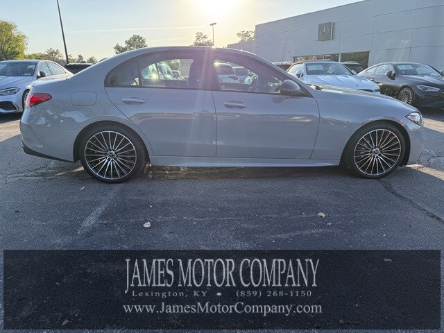 2025 Mercedes Benz C 300 4MATIC photo 4