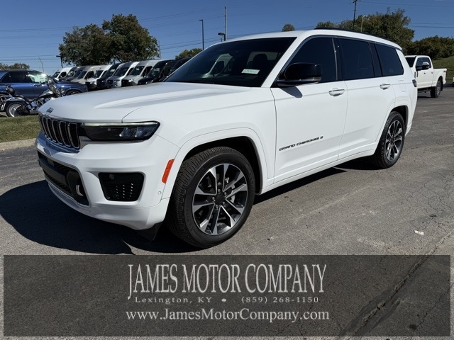 2023 Jeep Grand Cherokee L Overland's photo