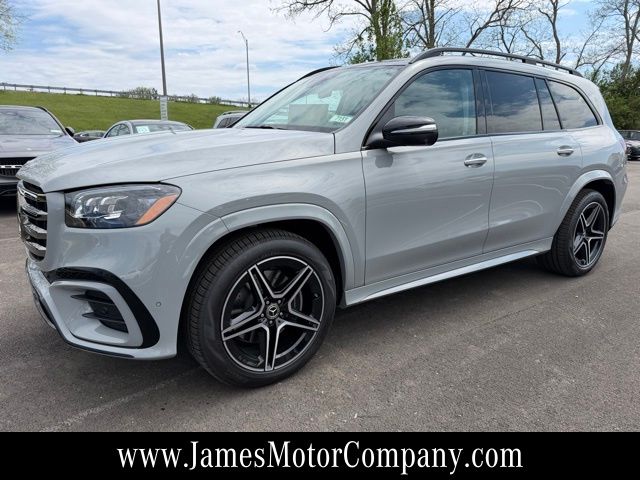 2026 Mercedes-Benz GLS GLS 450 4MATIC's photo