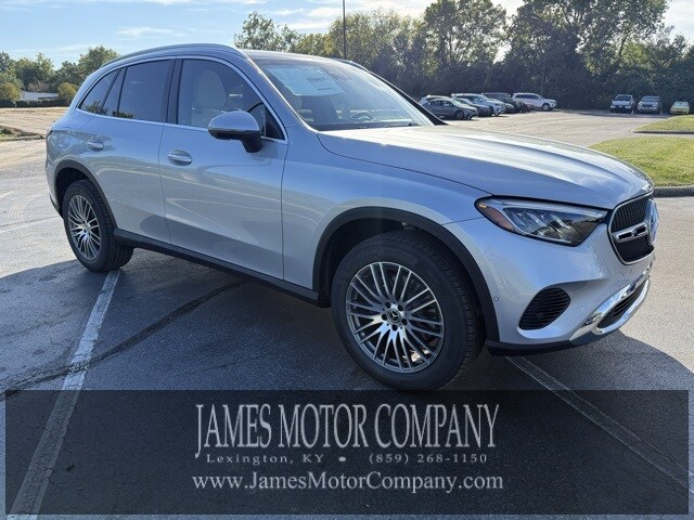 2026 Mercedes Benz GLC 300 4MATIC photo 3