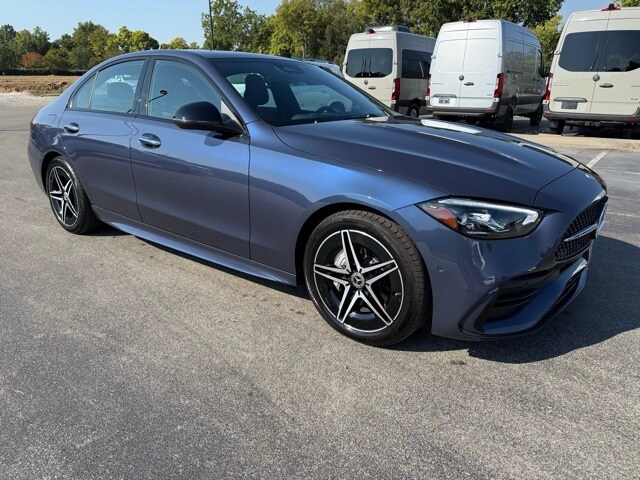 2025 Mercedes Benz C 300 4MATIC photo 3