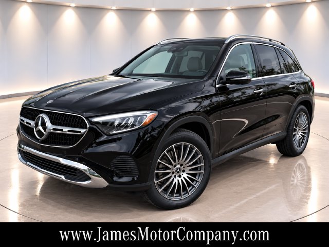 2026 Mercedes-Benz GLC Base