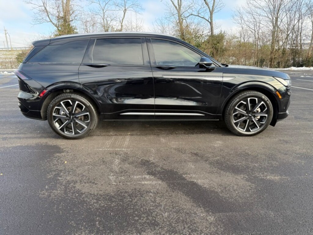 Used 2024 Lincoln Nautilus Reserve SUV