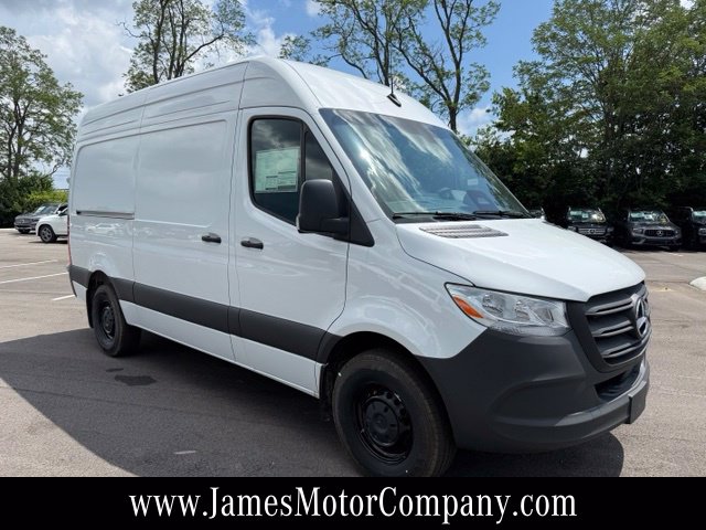 New 2026 Mercedes-Benz Sprinter 2500 Cargo 144 WB Van Cargo Van