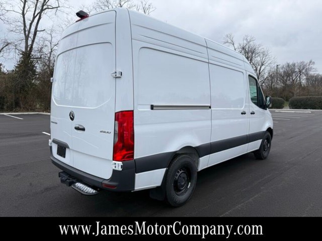 New 2025 Mercedes-Benz Sprinter 2500 Cargo 144 WB Van Cargo Van