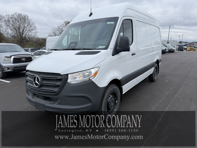 2025 Mercedes-Benz Sprinter Cargo Van Base's photo