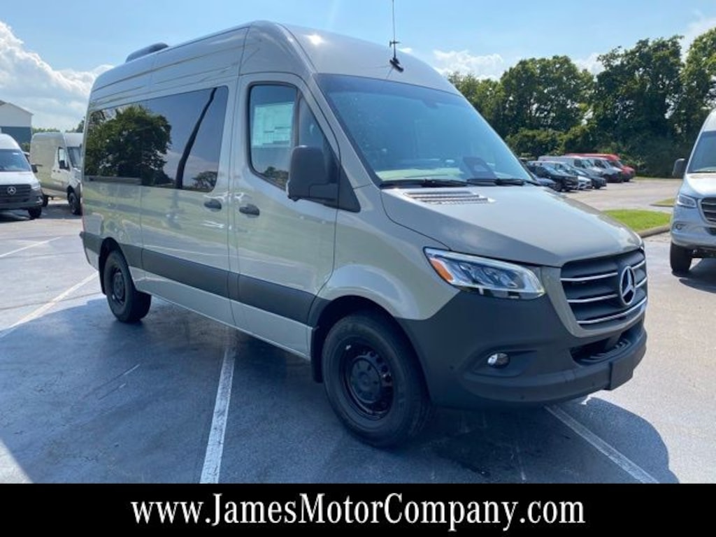 New 2025 Mercedes-Benz Sprinter 2500 Passenger 144 WB Van Passenger Van