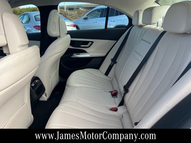 2026 Mercedes-Benz E-Class E350 - Photo 16