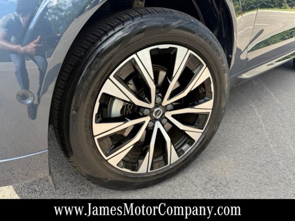 Used 2024 Volvo XC60 B5 Plus Dark SUV