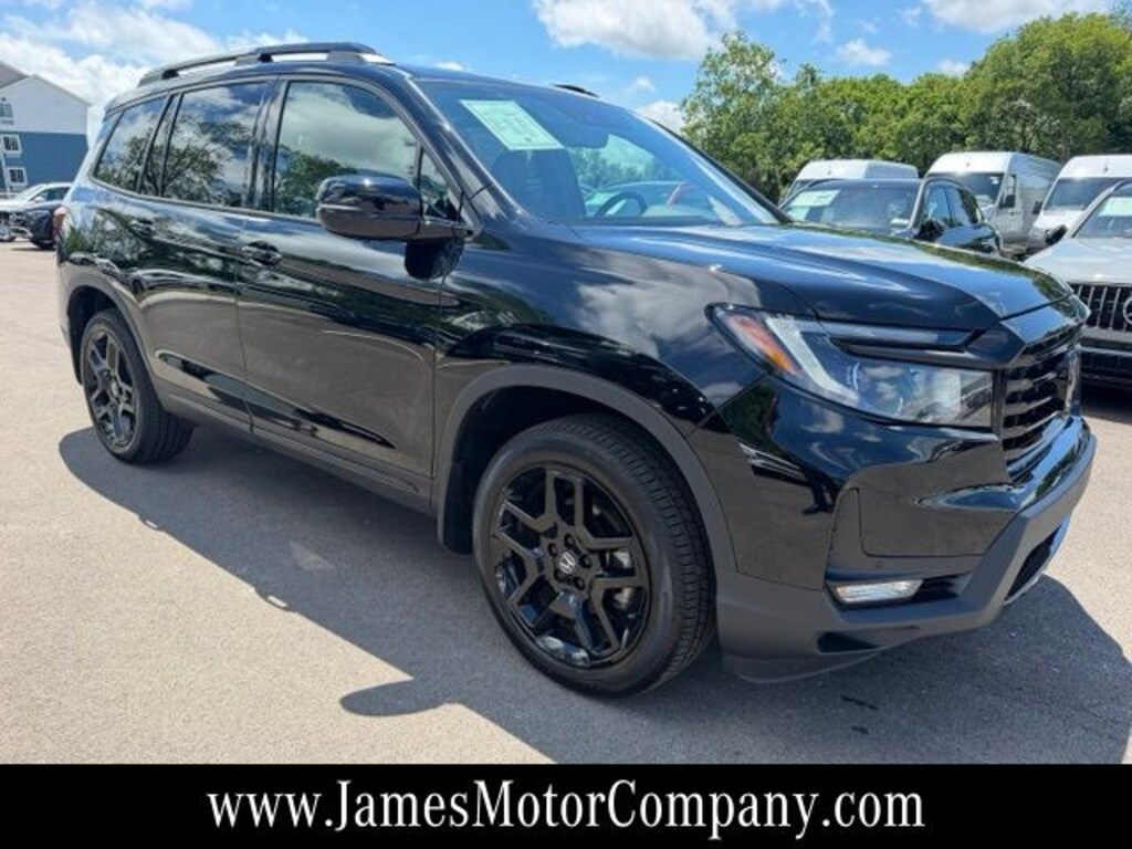 Used 2025 Honda Passport Black Edition SUV