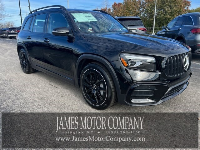 2025 Mercedes Benz GLB 35 AMG photo 4