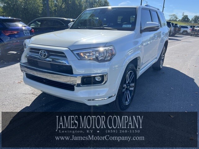2023 Toyota 4Runner Limited photo 3