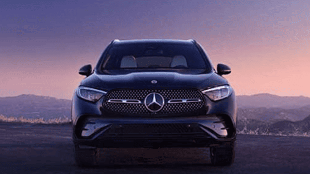 How%20DISTRONIC%C2%AE%20Enhances%20Safety%20and%20Driving%20Comfort%20in%20Mercedes-Benz%20Vehicles%20post.png