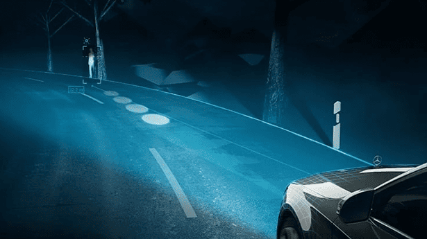 What%20Is%20Mercedes-Benz%20DIGITAL%20LIGHT%20and%20How%20Does%20It%20Work_%20%20post.png