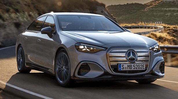 Best%20Mercedes-Benz%20Models%20for%20Fall%20Road%20Trips%20Through%20Kentucky%20%20post.png