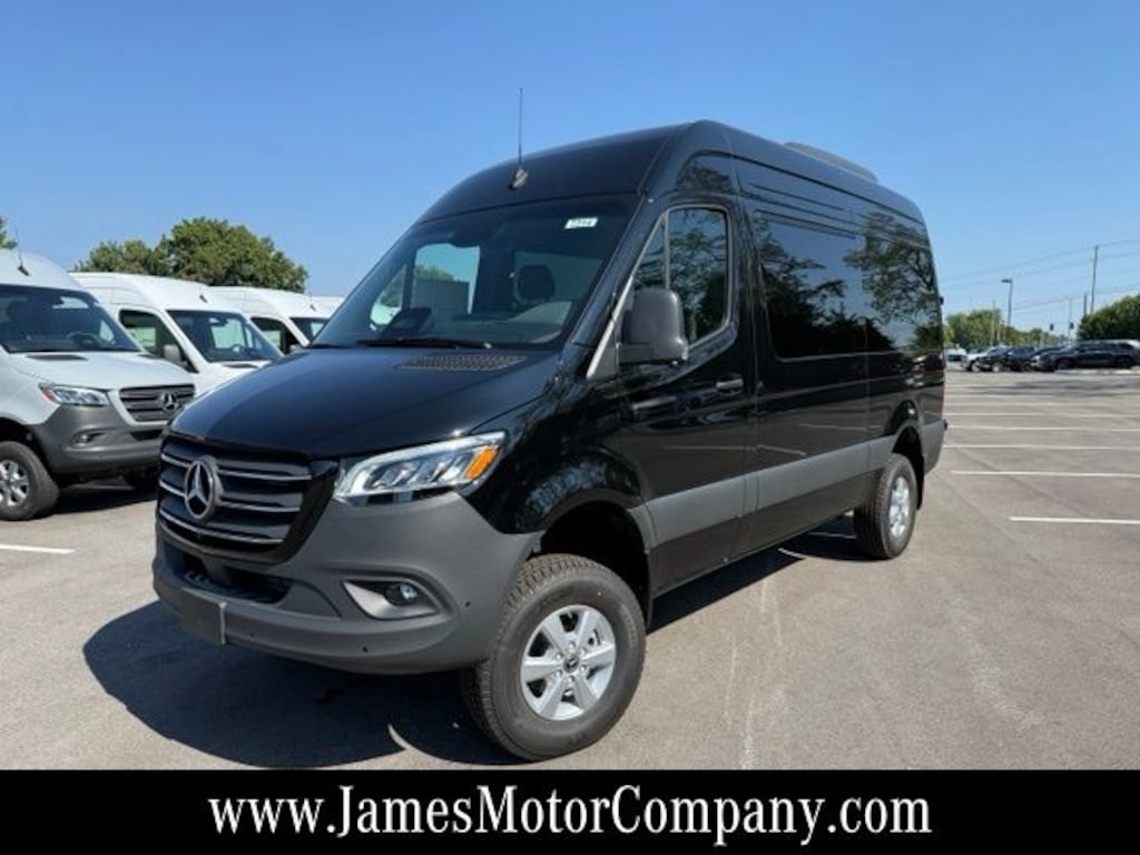New 2026 Mercedes-Benz Sprinter 2500 Passenger 144 WB Van Passenger Van