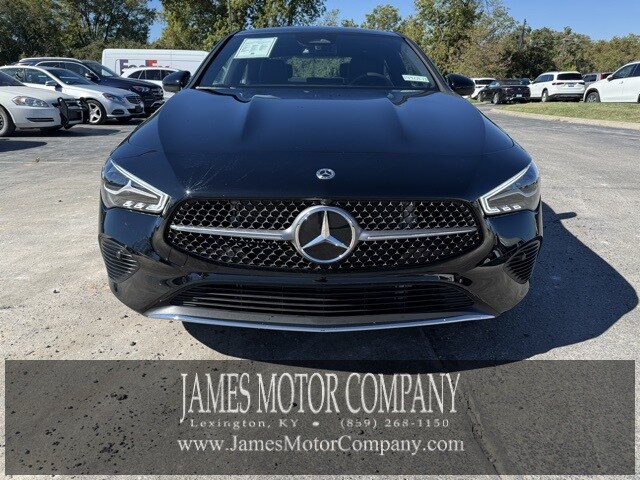 2025 Mercedes Benz CLA 250 4MATIC photo 2