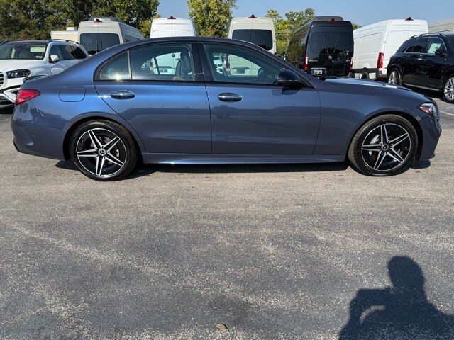2025 Mercedes Benz C 300 4MATIC photo 4