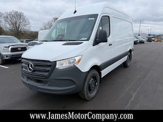 2025 Mercedes-Benz Sprinter 2500 Cargo 144 WB Van Cargo Van