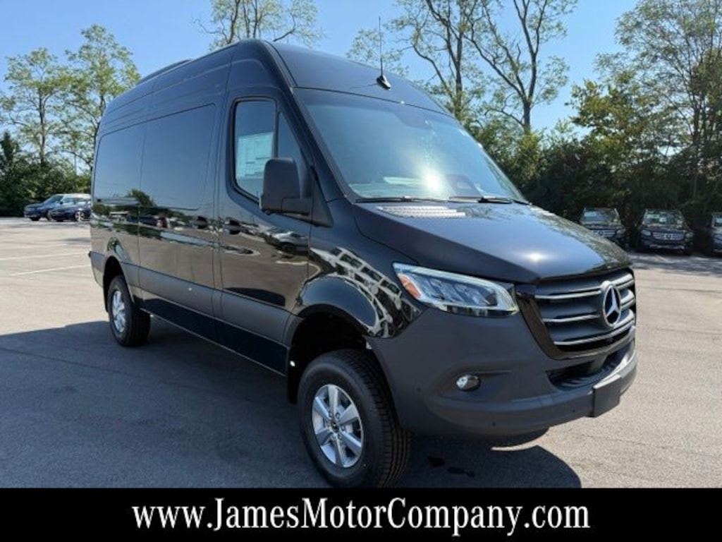 New 2026 Mercedes-Benz Sprinter 2500 Passenger 144 WB Van Passenger Van
