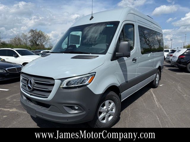 2026 Mercedes-Benz Sprinter 2500 144 WB HO's photo