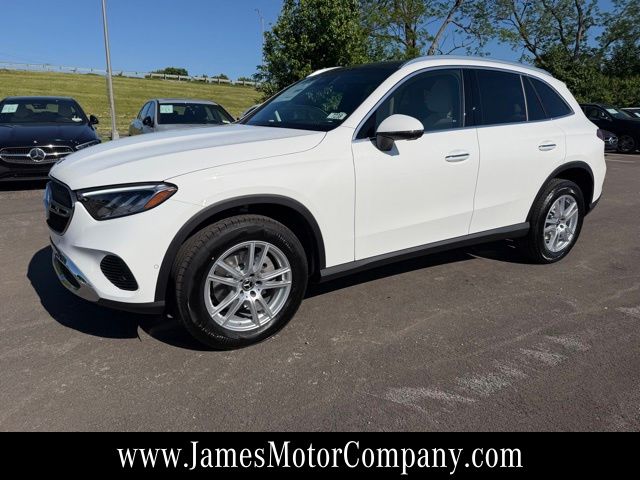 2026 Mercedes-Benz GLC