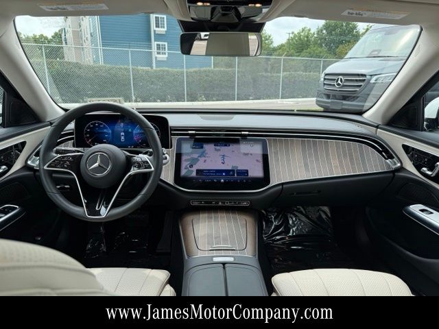 2026 Mercedes-Benz E-Class E350 - Photo 19