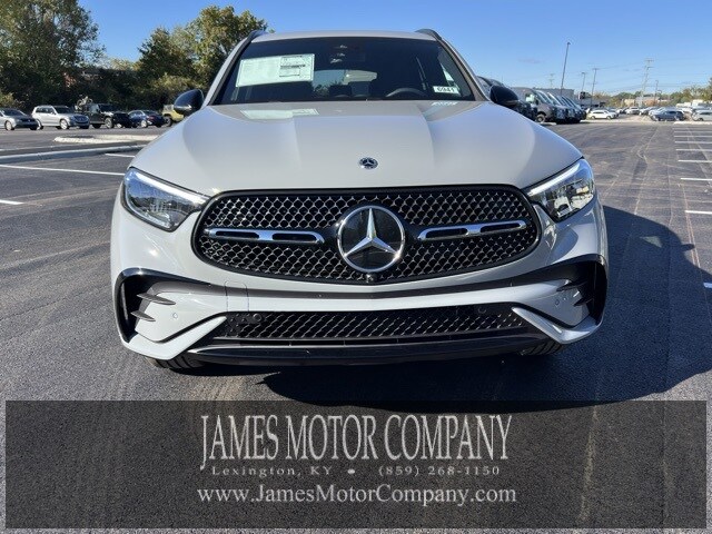 2026 Mercedes Benz GLC 300 4MATIC photo 2