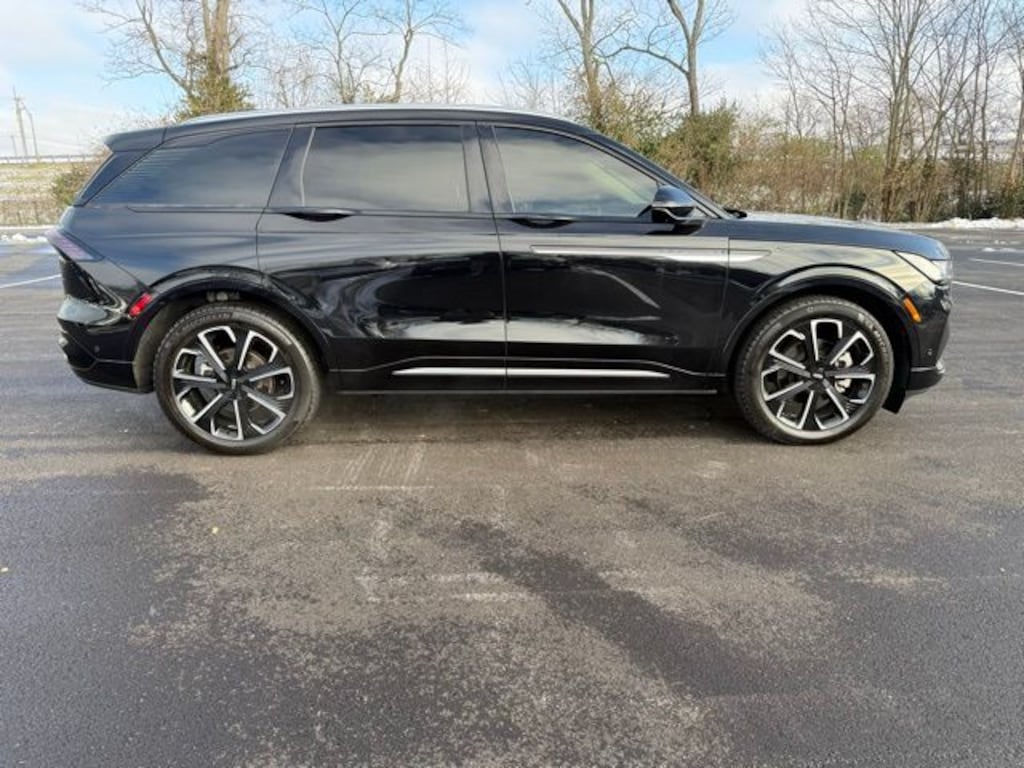 Used 2024 Lincoln Nautilus Reserve SUV