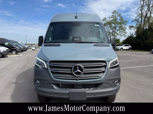 New 2026 Mercedes-Benz Sprinter 2500 Crew 170 WB Van Crew Van