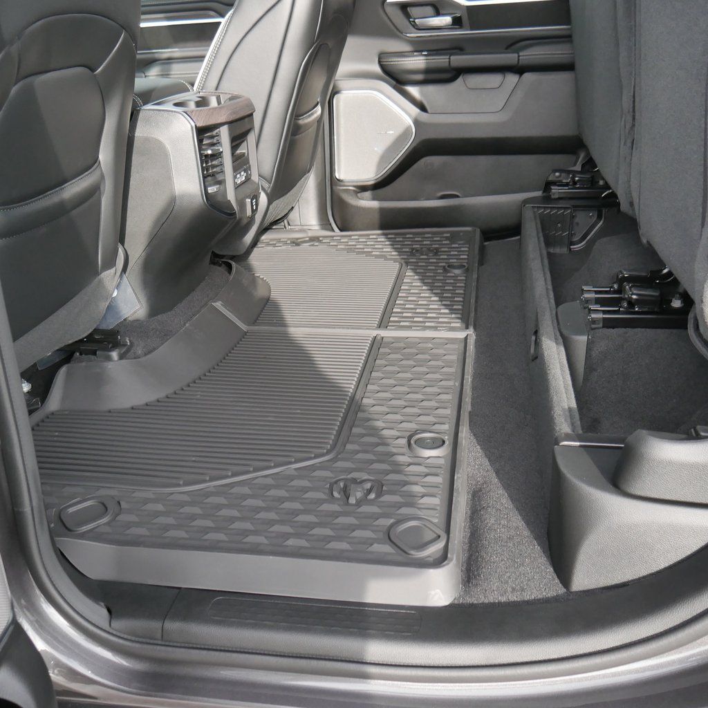 2026 RAM 1500 Laramie - Photo 20