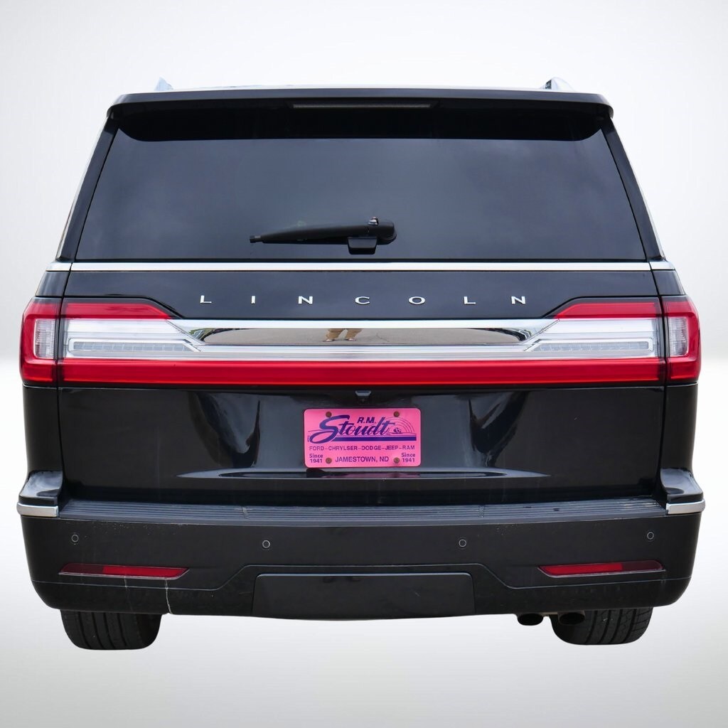 2019 Lincoln Navigator L Reserve photo 3