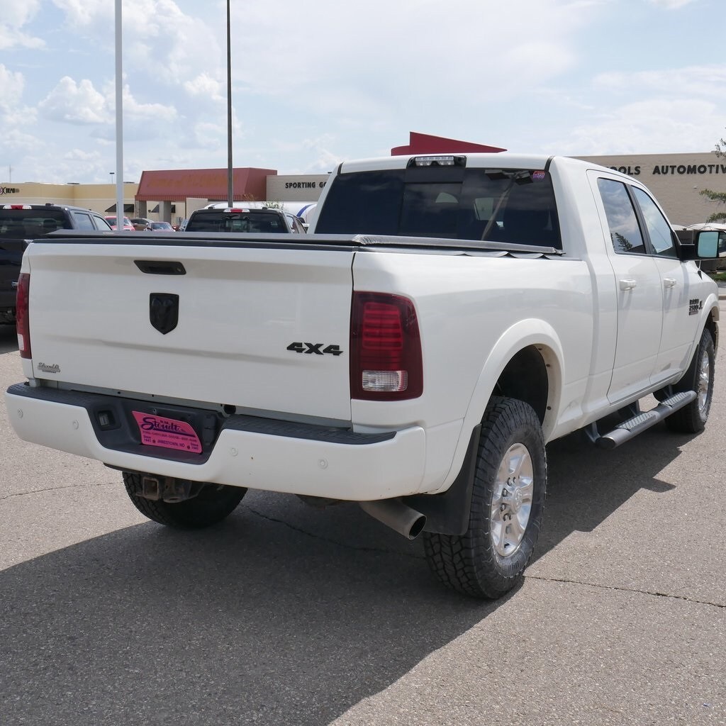 2017 Ram 2500 Laramie photo 4